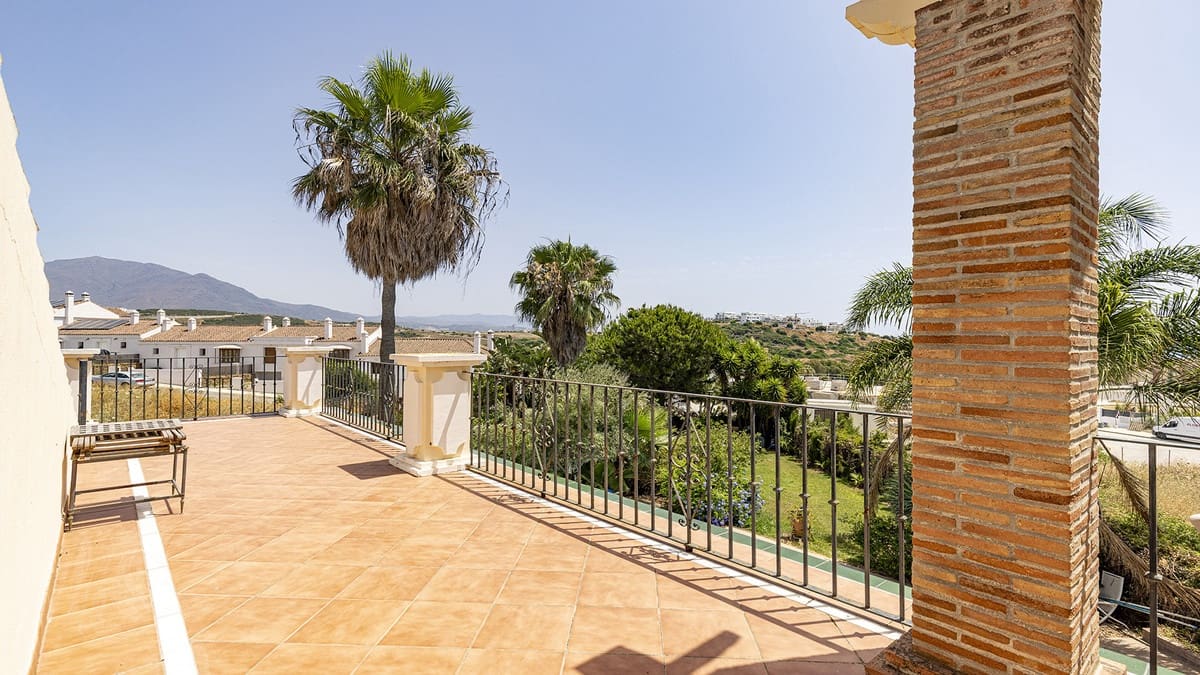 5 chambre Villa/Maison à vendre à Casares - 1 150 000 € (Ref: 9930007)
