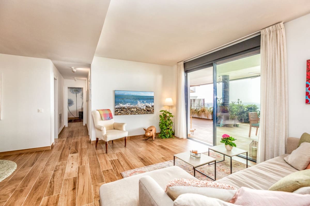 3 soveværelse Lejlighed til salg i Fuengirola med garage - € 1.395.000 (Ref: 9935356)
