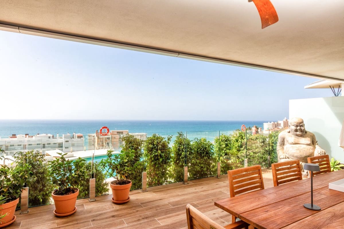 3 soveværelse Lejlighed til salg i Fuengirola med garage - € 1.395.000 (Ref: 9935356)