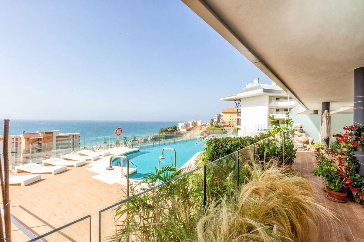 3 soveværelse Lejlighed til salg i Fuengirola med garage - € 1.395.000 (Ref: 9935356)