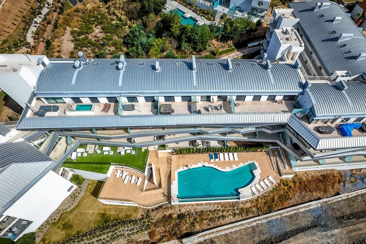 3 soveværelse Lejlighed til salg i Fuengirola med garage - € 1.395.000 (Ref: 9935356)