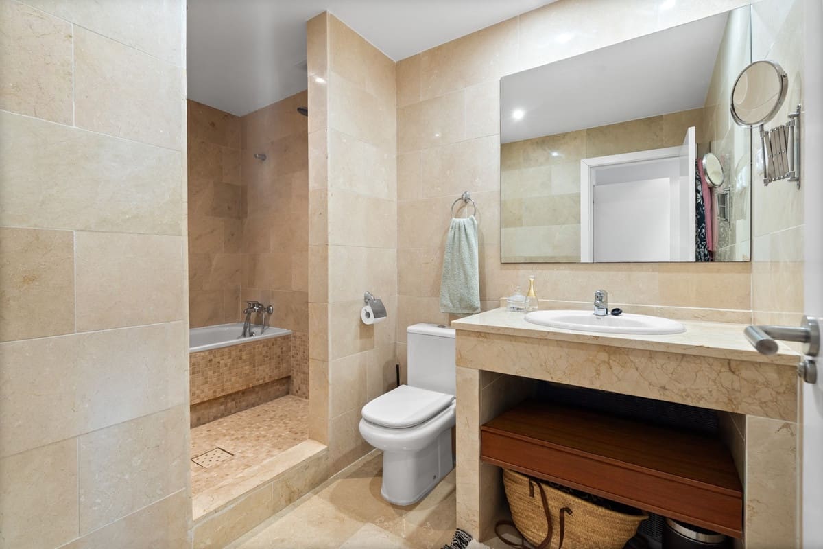 2 quarto Apartamento para venda em Manilva - 359 000 € (Ref: 9935359)