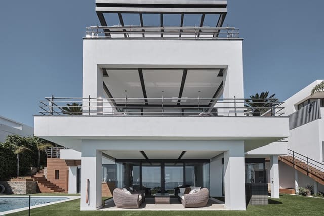 5 chambre Villa/Maison à vendre à Manilva Pueblo, Manilva - 2 995 000 € (Ref: 9935361)