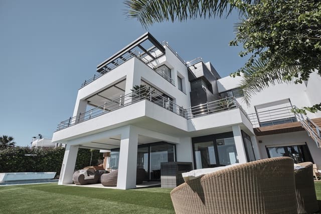 5 chambre Villa/Maison à vendre à Manilva Pueblo, Manilva - 2 995 000 € (Ref: 9935361)