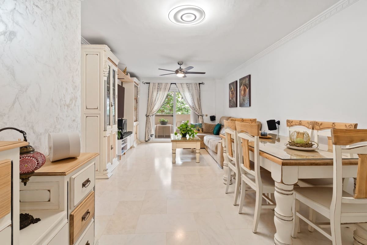 3 Zimmer Apartment zu verkaufen in Estepona - 475.000 € (Ref: 9935364)