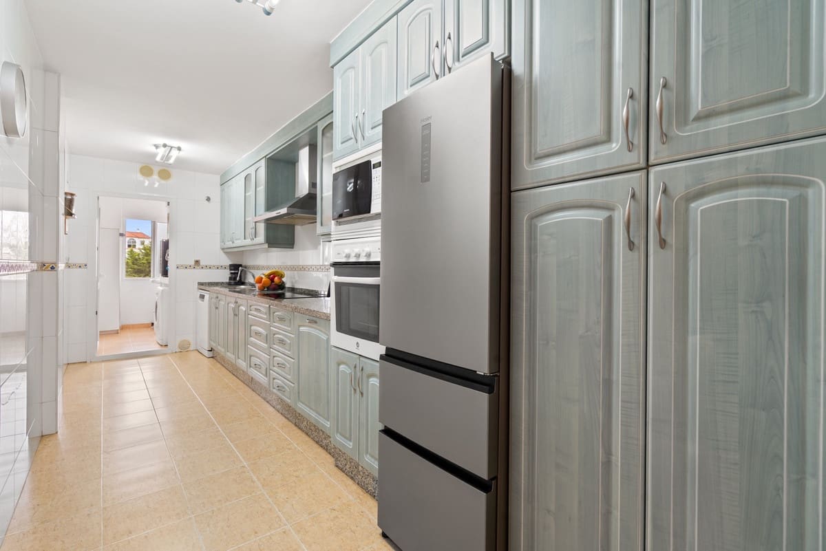 3 Zimmer Apartment zu verkaufen in Estepona - 475.000 € (Ref: 9935364)