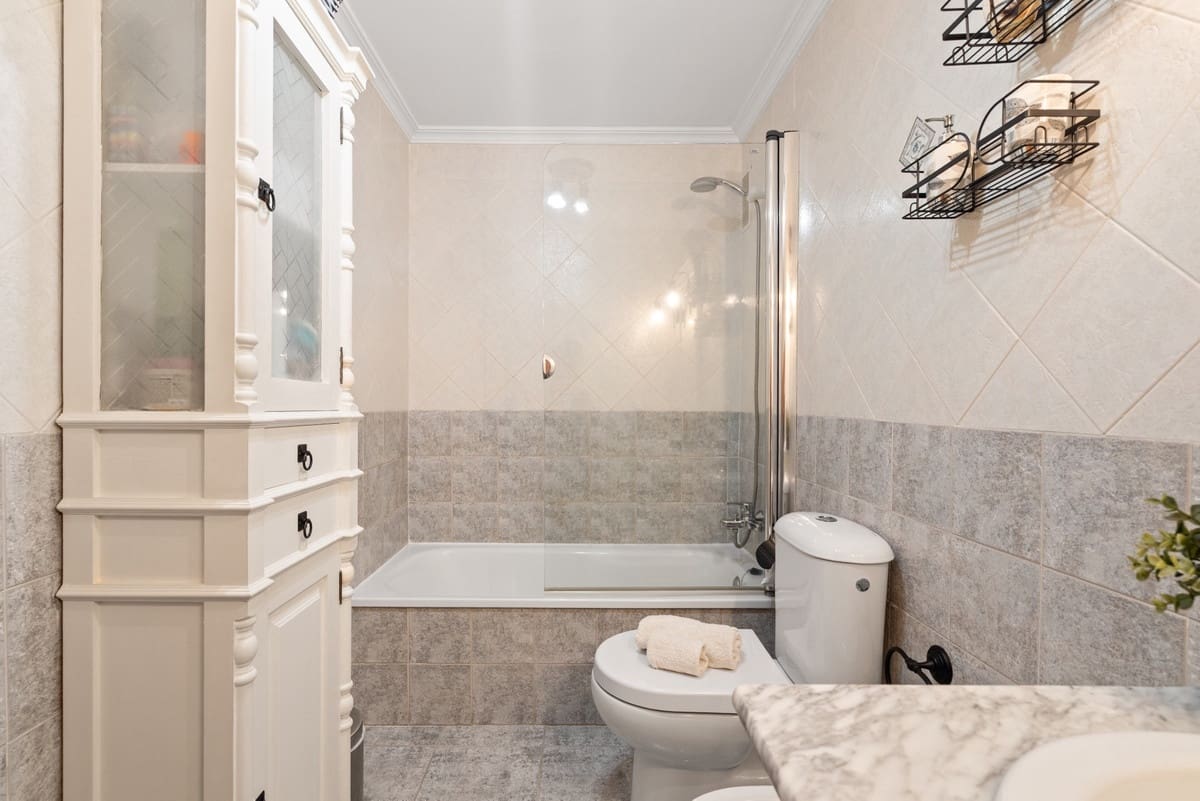 3 Zimmer Apartment zu verkaufen in Estepona - 475.000 € (Ref: 9935364)