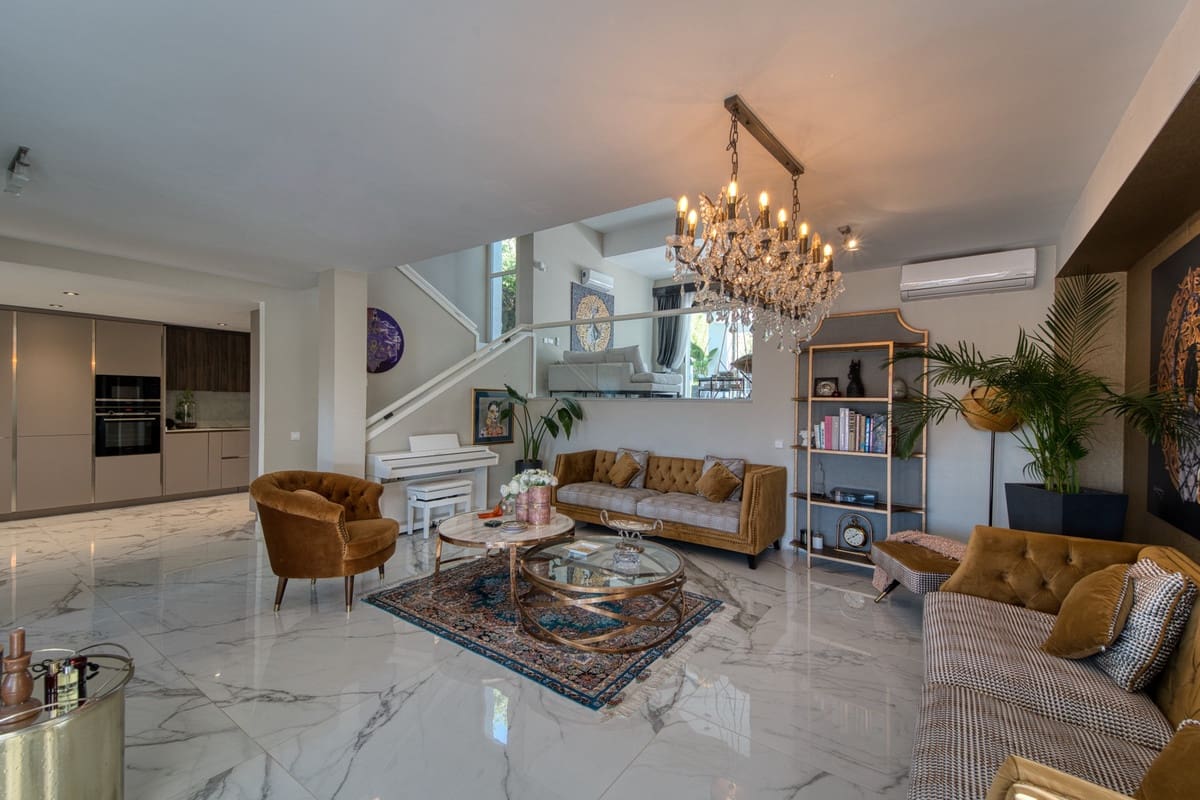 5 camera da letto Villa in vendita in Benahavis - 2.200.000 € (Rif: 9935366)