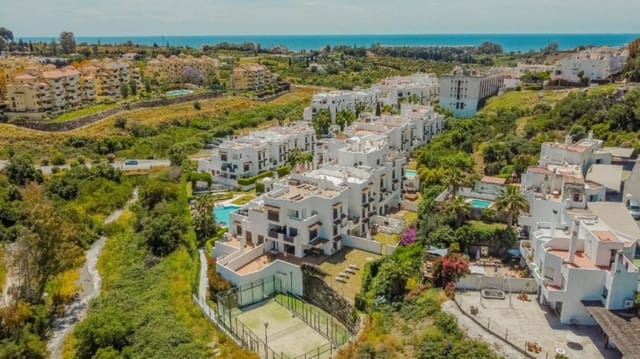 1 soverom Leilighet til salgs i Selwo, Estepona med garasje - € 299 000 (Ref: 9935367)