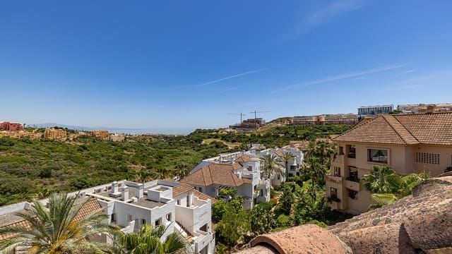 2 soveværelse Penthouse til salg i La Duquesa / Puerto de la Duquesa, Manilva - € 265.000 (Ref: 9937373)