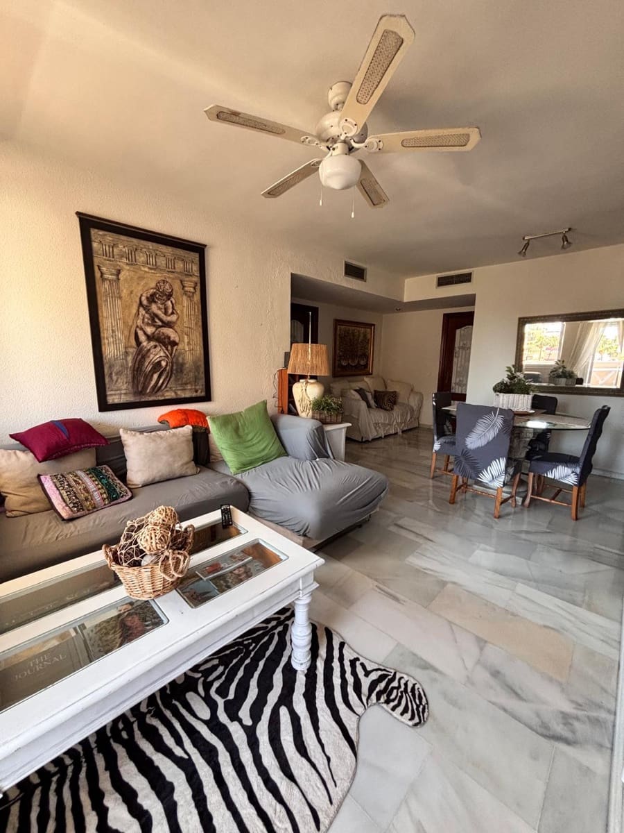 3 quarto Apartamento para venda em Marbella - 850 000 € (Ref: 9937375)