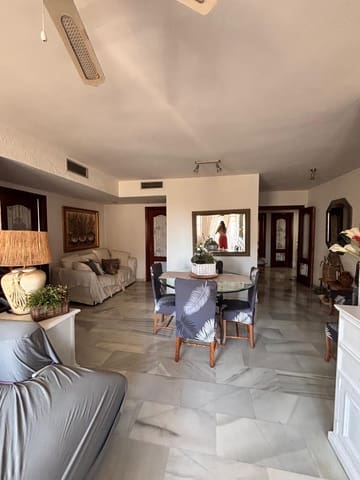 3 quarto Apartamento para venda em Casco Antiguo, Marbella - 850 000 € (Ref: 9937375)