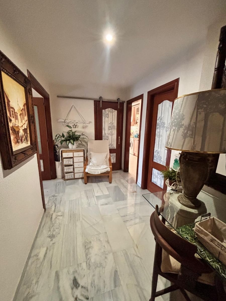 3 quarto Apartamento para venda em Marbella - 850 000 € (Ref: 9937375)
