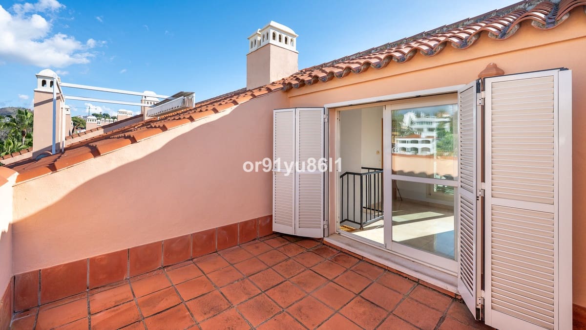 3 Zimmer Apartment zu verkaufen in Marbesa - 599.000 € (Ref: 9937378)