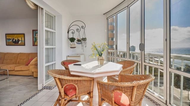 3 Zimmer Apartment zu verkaufen in Castillo Sohail, Fuengirola mit Garage - 625.000 € (Ref: 9937380)