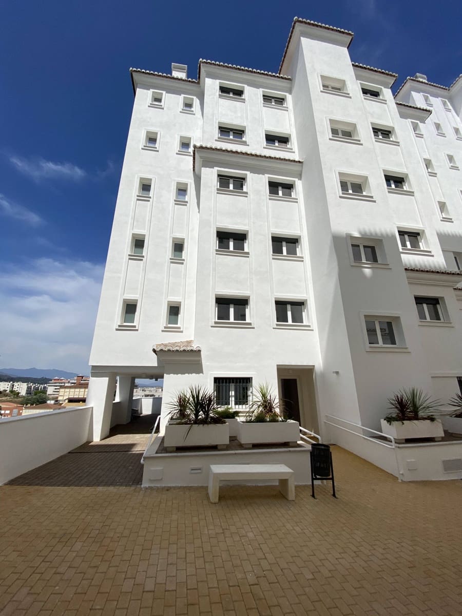 3 quarto Apartamento para venda em Estepona - 499 000 € (Ref: 9939181)