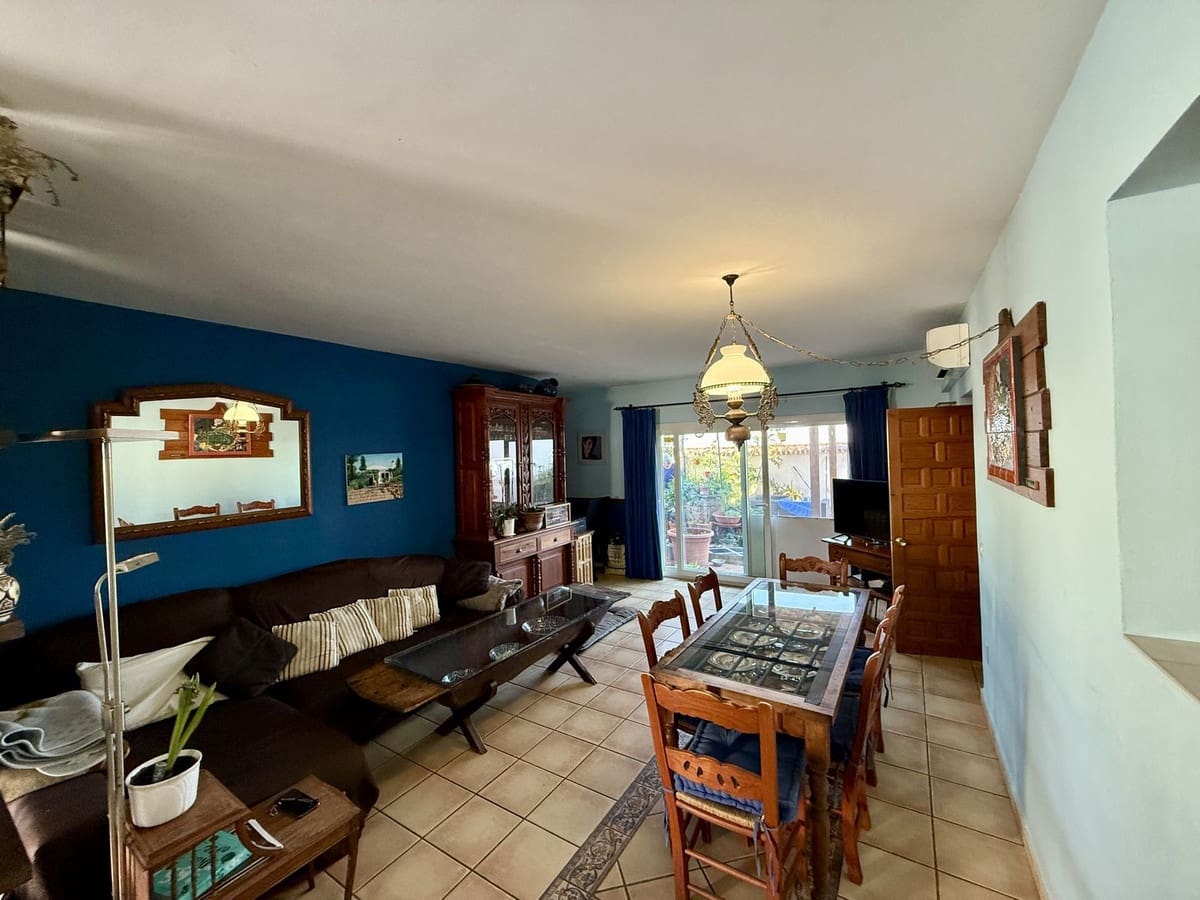 4 bedroom Villa for sale in Mijas - € 1,680,000 (Ref: 9939185)