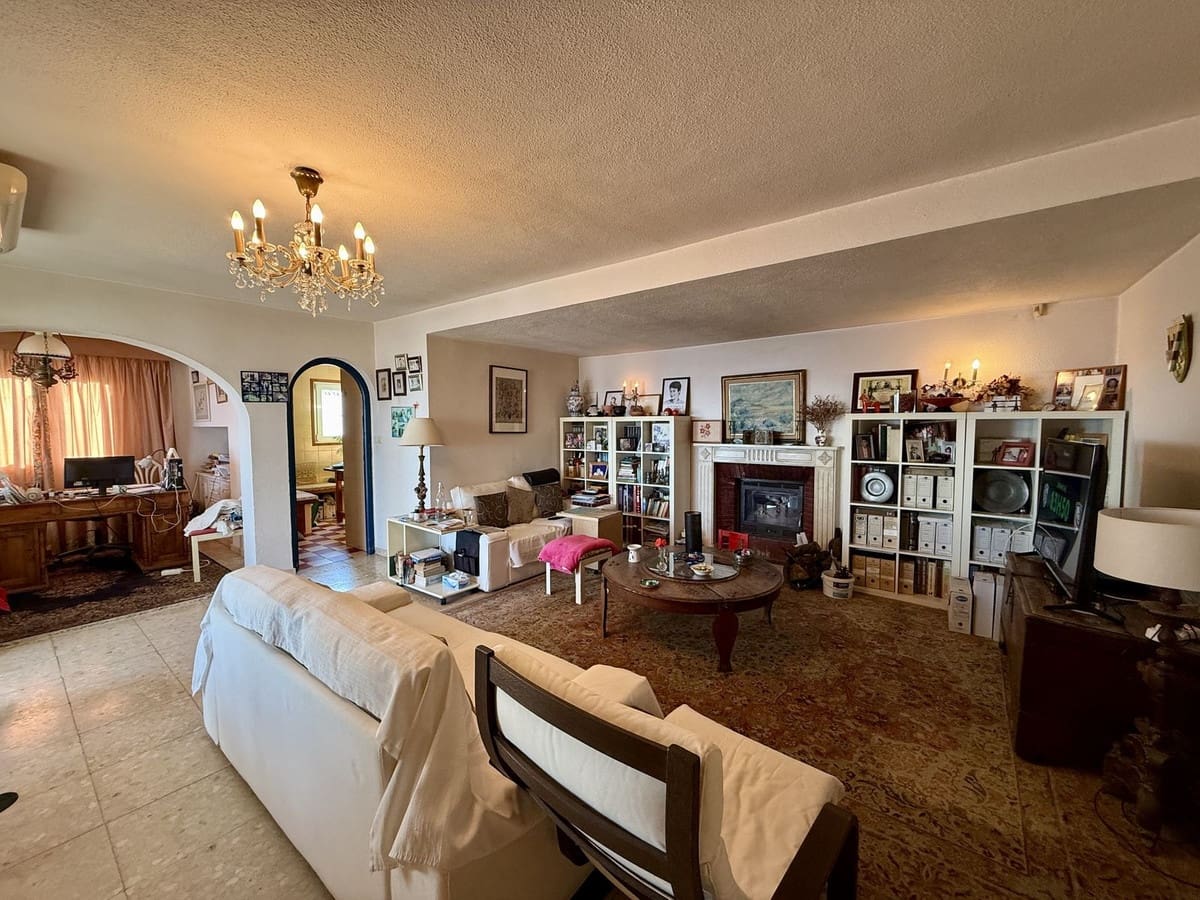 4 bedroom Villa for sale in Mijas - € 1,680,000 (Ref: 9939185)