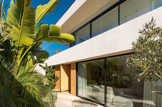 5 chambre Villa/Maison à vendre à Puerto Banus, Marbella - 2 995 000 € (Ref: 9941613)