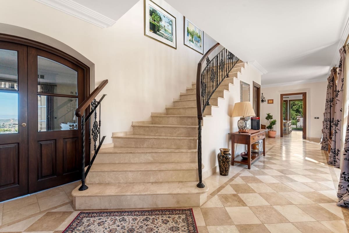 5 soveværelse Villa til salg i Estepona - € 4.500.000 (Ref: 9941616)