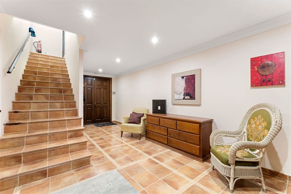 5 soveværelse Villa til salg i Estepona - € 4.500.000 (Ref: 9941616)