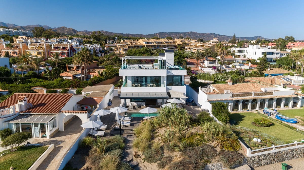 6 soverom Villa til salgs i Costabella - € 6 500 000 (Ref: 9941620)