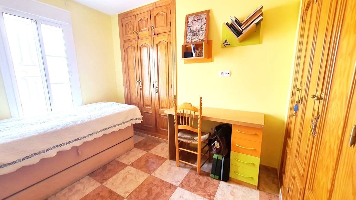 3 quarto Apartamento para venda em Alhaurin el Grande - 250 000 € (Ref: 9941625)