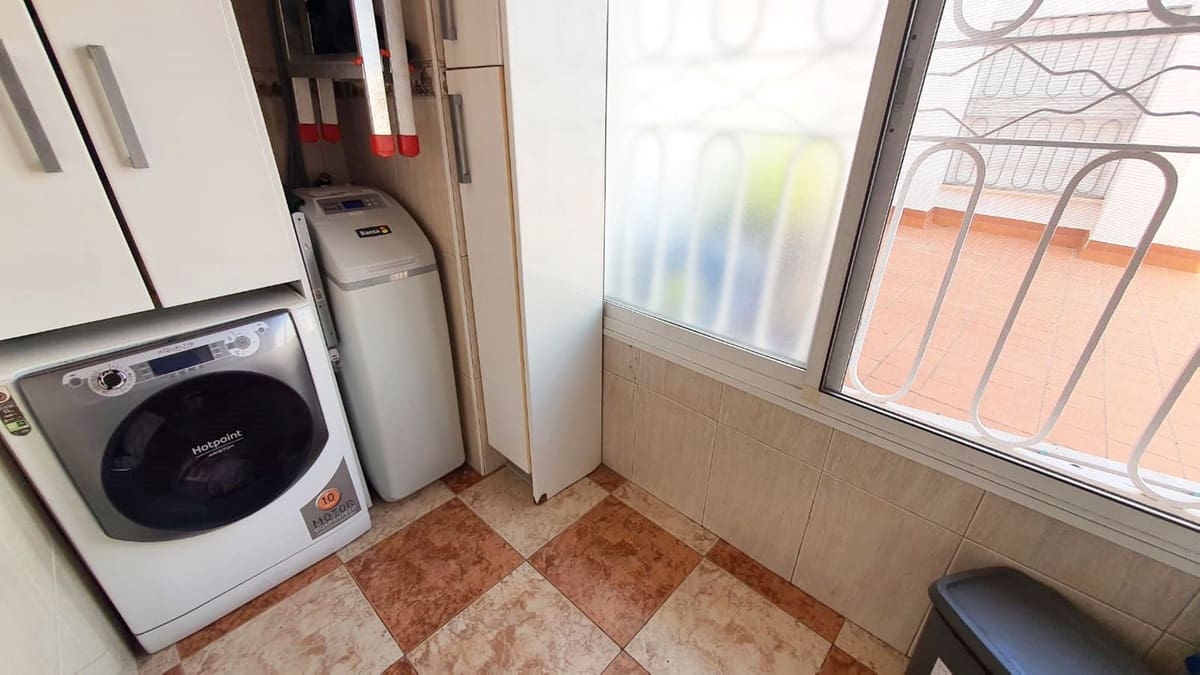 3 quarto Apartamento para venda em Alhaurin el Grande - 250 000 € (Ref: 9941625)
