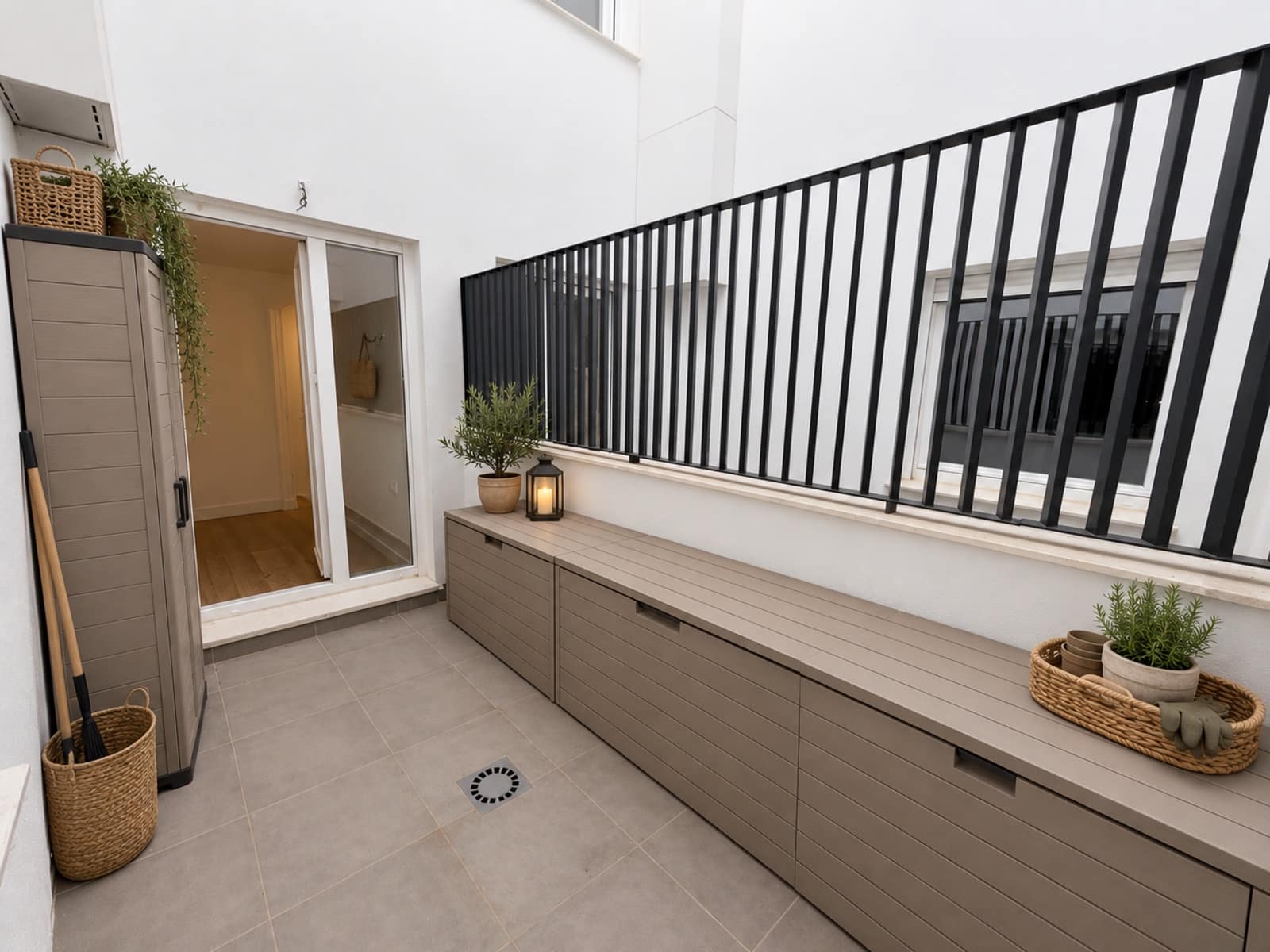 Apartamento de 2 habitaciones en Fuengirola en venta con piscina garaje - 329.000 € (Ref: 9943236)