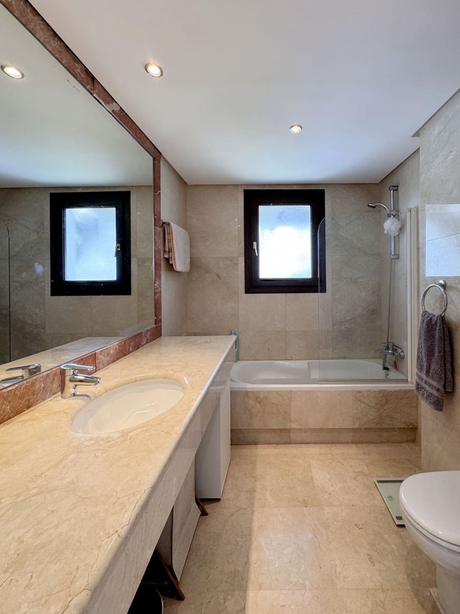 4 Zimmer Penthouse zu verkaufen in Mijas Golf mit Garage - 495.000 € (Ref: 9943237)