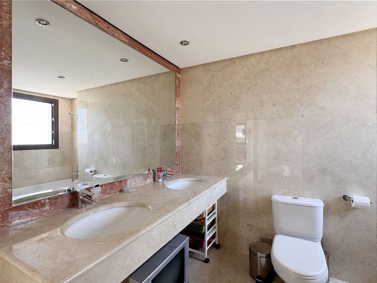 4 Zimmer Penthouse zu verkaufen in Mijas Golf mit Garage - 495.000 € (Ref: 9943237)
