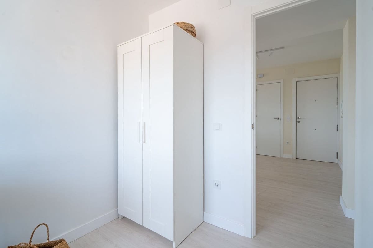 4 soveværelse Lejlighed til salg i Malaga by - € 650.000 (Ref: 9943239)