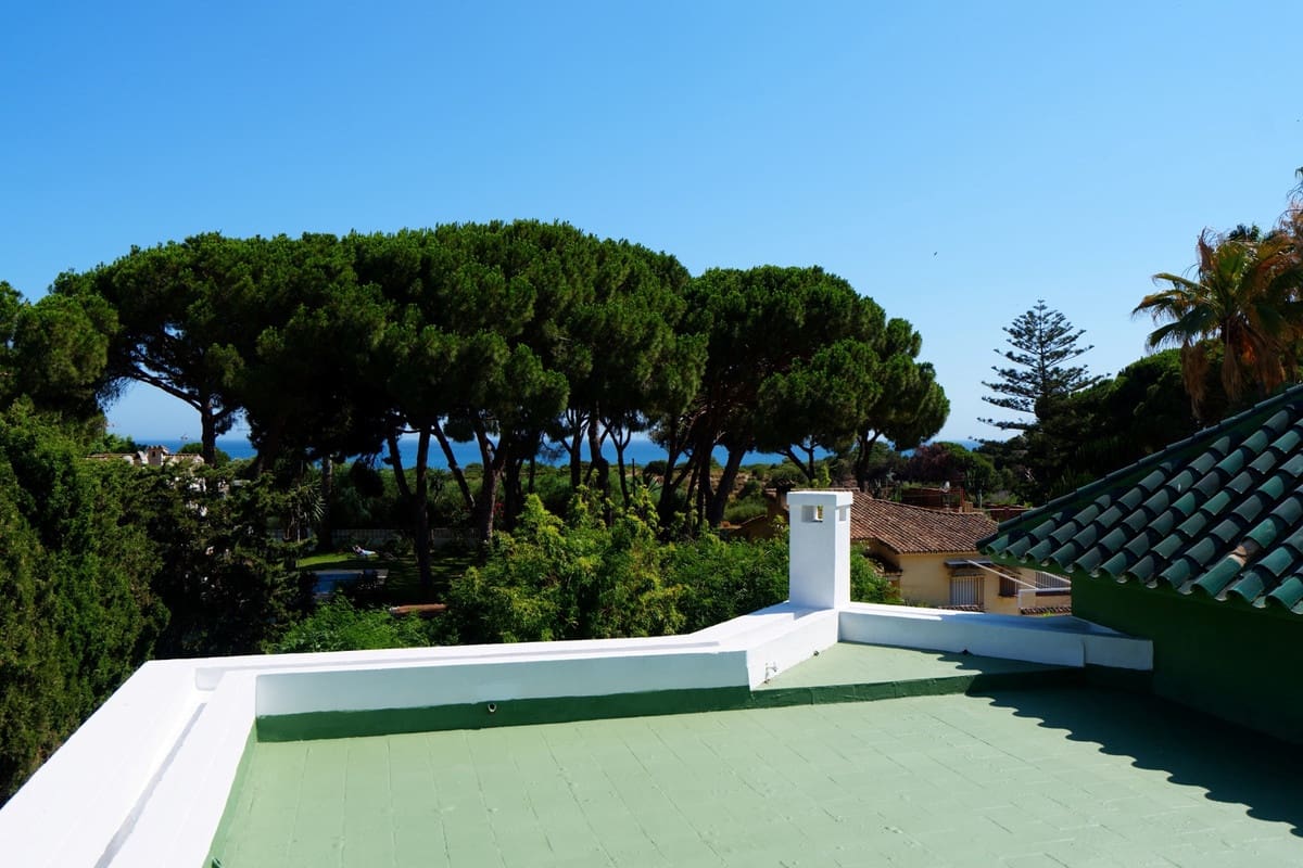 4 soverom Villa til salgs i Las Chapas - € 1 150 000 (Ref: 9946841)
