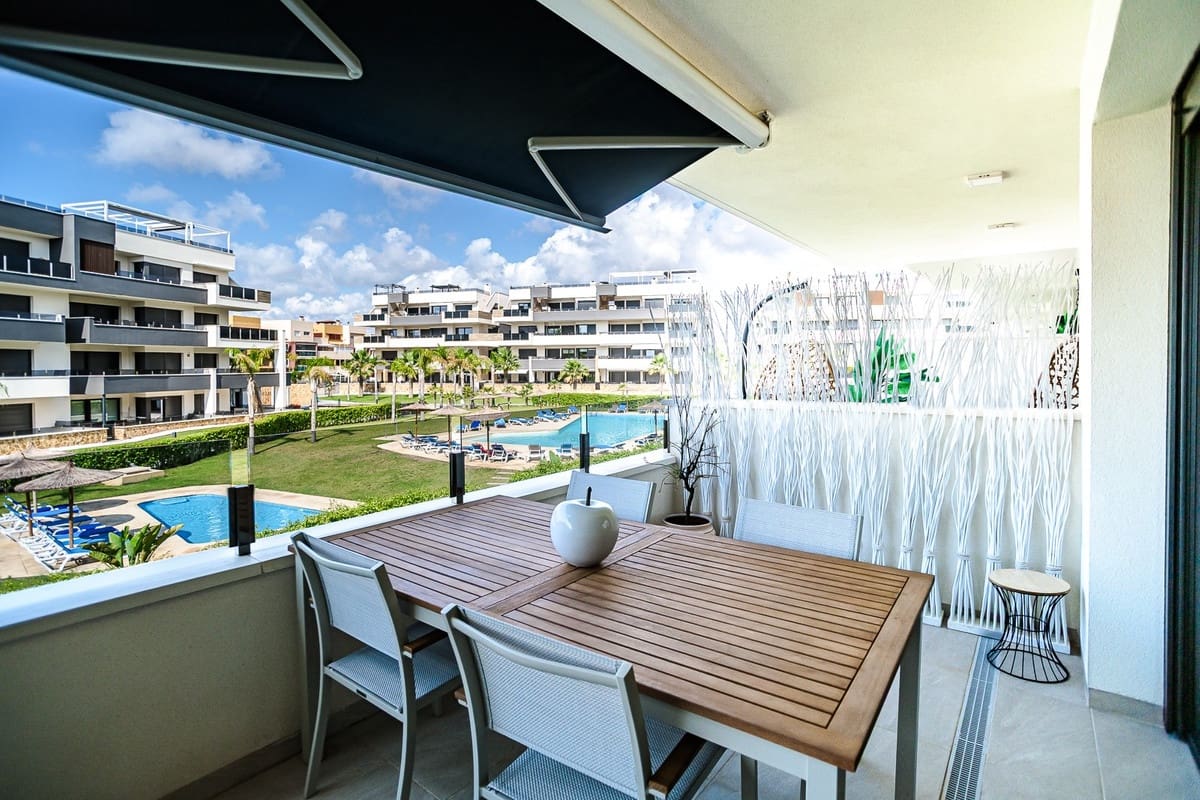 2 chambre Appartement à vendre à Torrevieja - 350 000 € (Ref: 9946844)