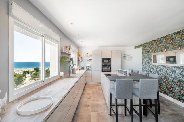 2 quarto Penthouse para venda em Casco Antiguo, Marbella - 690 000 € (Ref: 9946846)