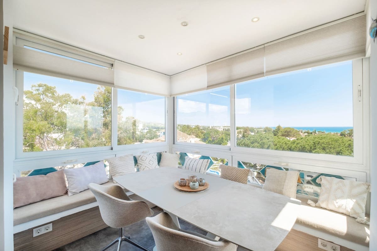 2 quarto Penthouse para venda em Marbella - 690 000 € (Ref: 9946846)