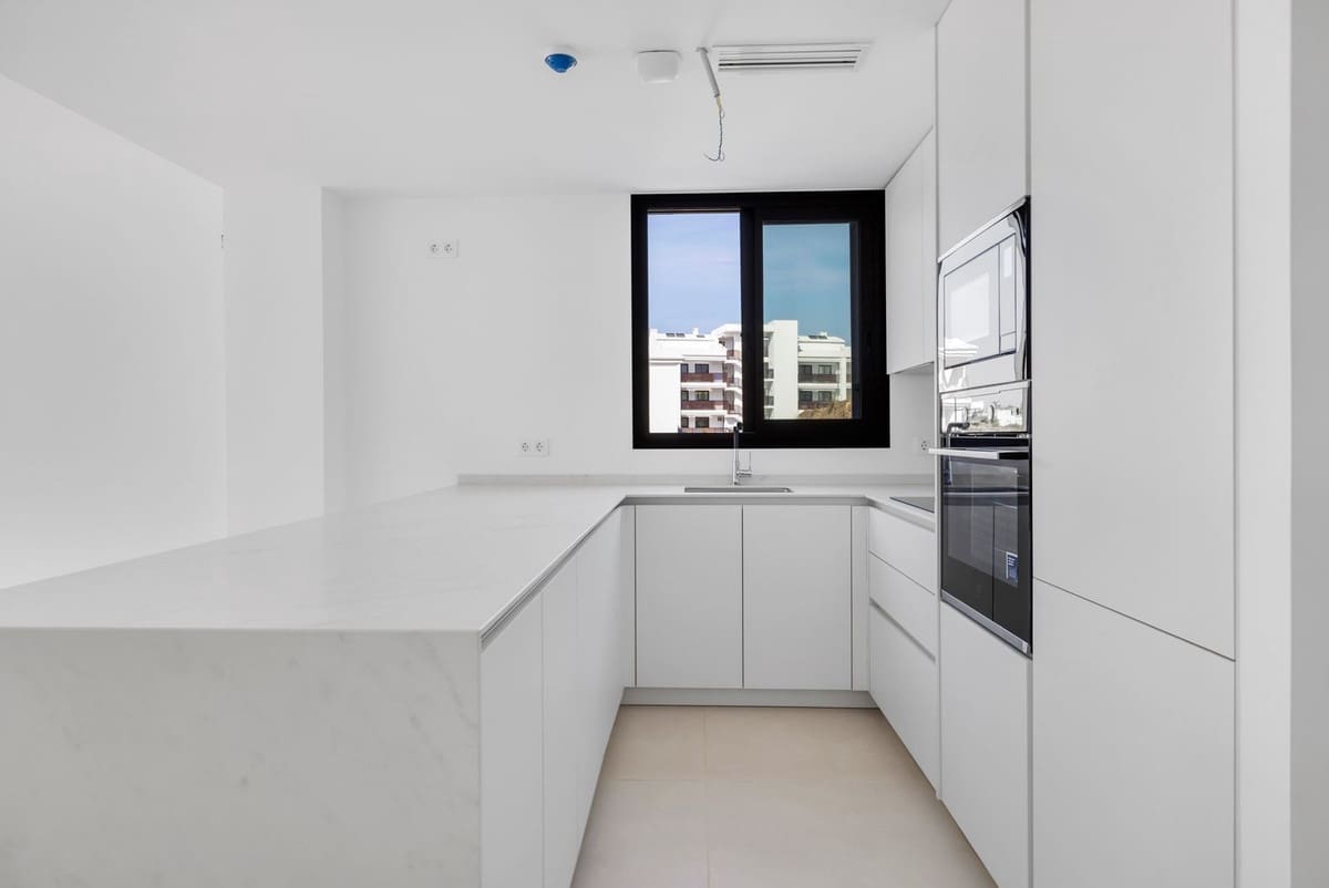 3 soverom Leilighet til salgs i Fuengirola med garasje - € 595 000 (Ref: 9948970)