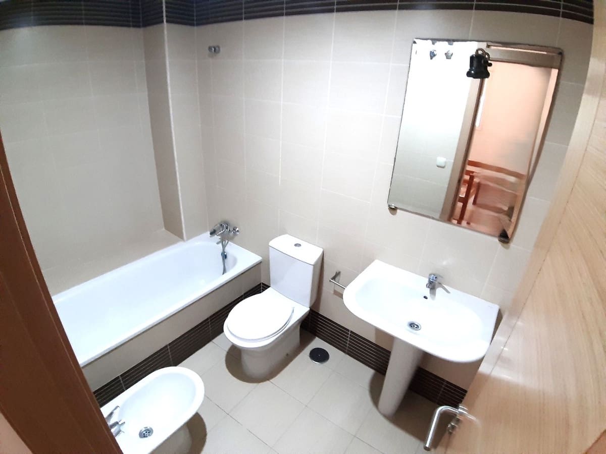 2 slaapkamer Appartement te koop in Las Lagunas de Mijas - € 250.000 (Ref: 9950805)