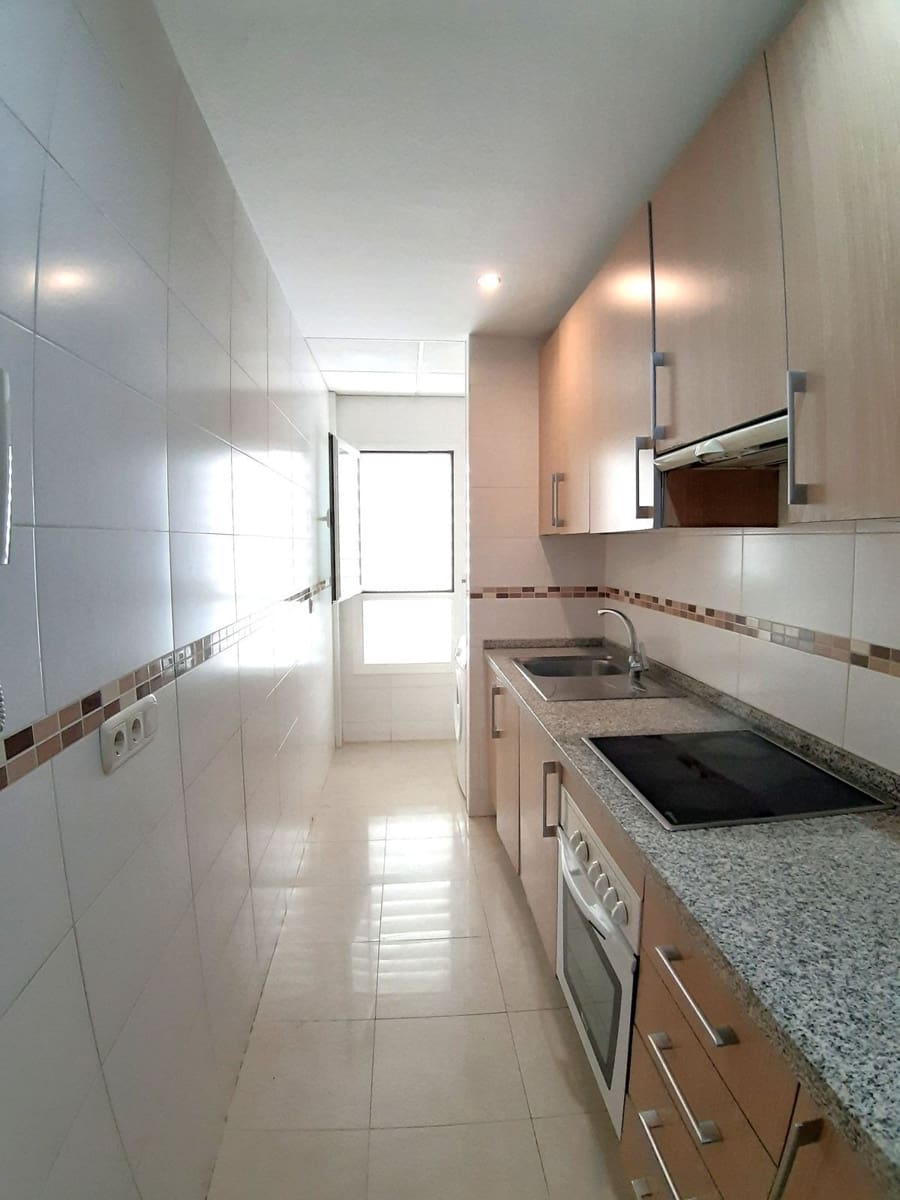 2 slaapkamer Appartement te koop in Las Lagunas de Mijas - € 250.000 (Ref: 9950805)