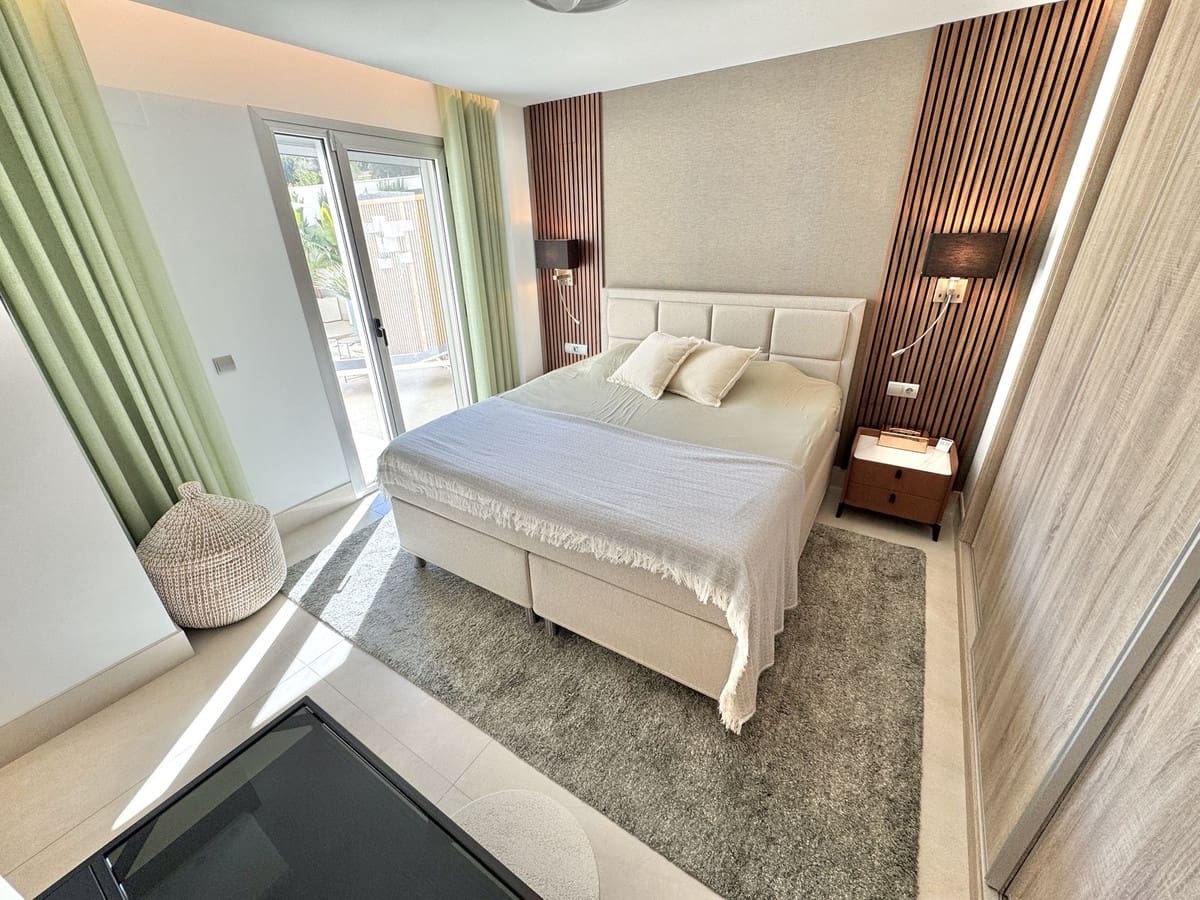 3 soveværelse Lejlighed til salg i La Cala Golf med garage - € 789.000 (Ref: 9950813)
