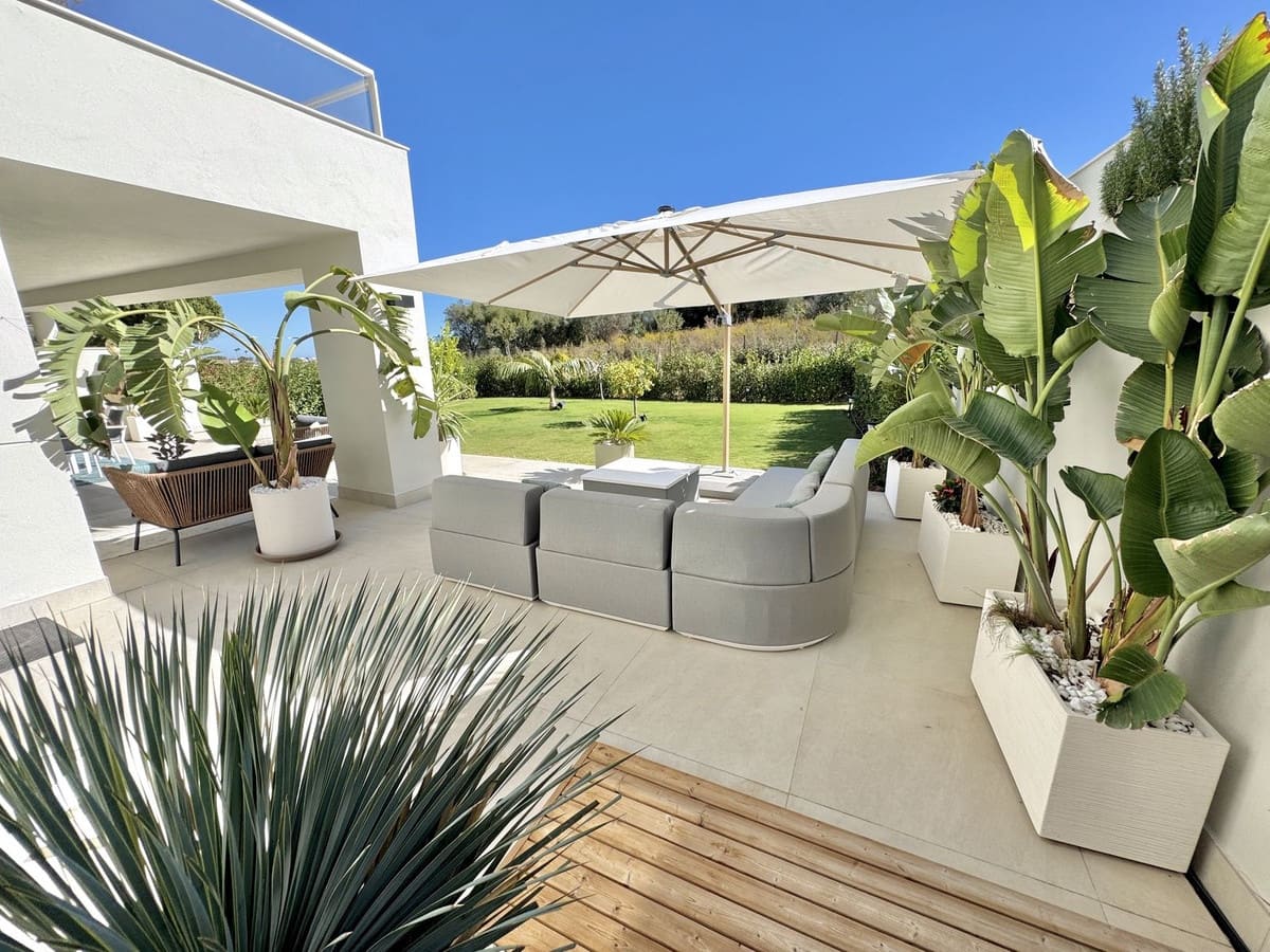 3 soveværelse Lejlighed til salg i La Cala Golf med garage - € 789.000 (Ref: 9950813)