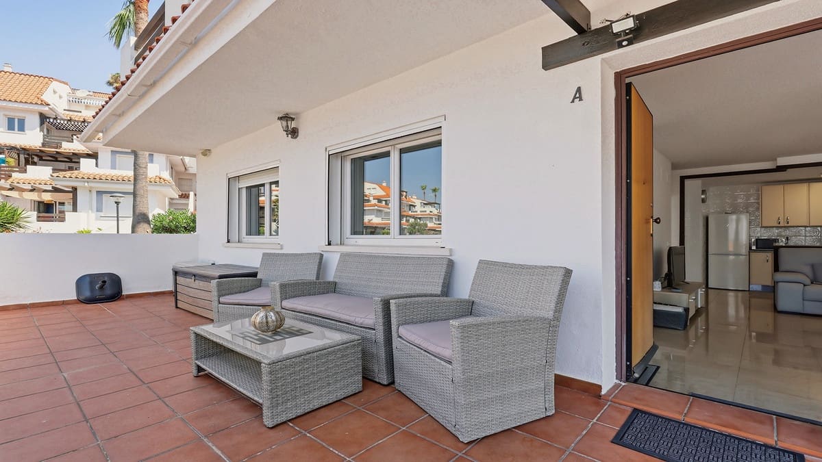 Apartamento de 2 habitaciones en Manilva en venta - 280.000 € (Ref: 9950814)