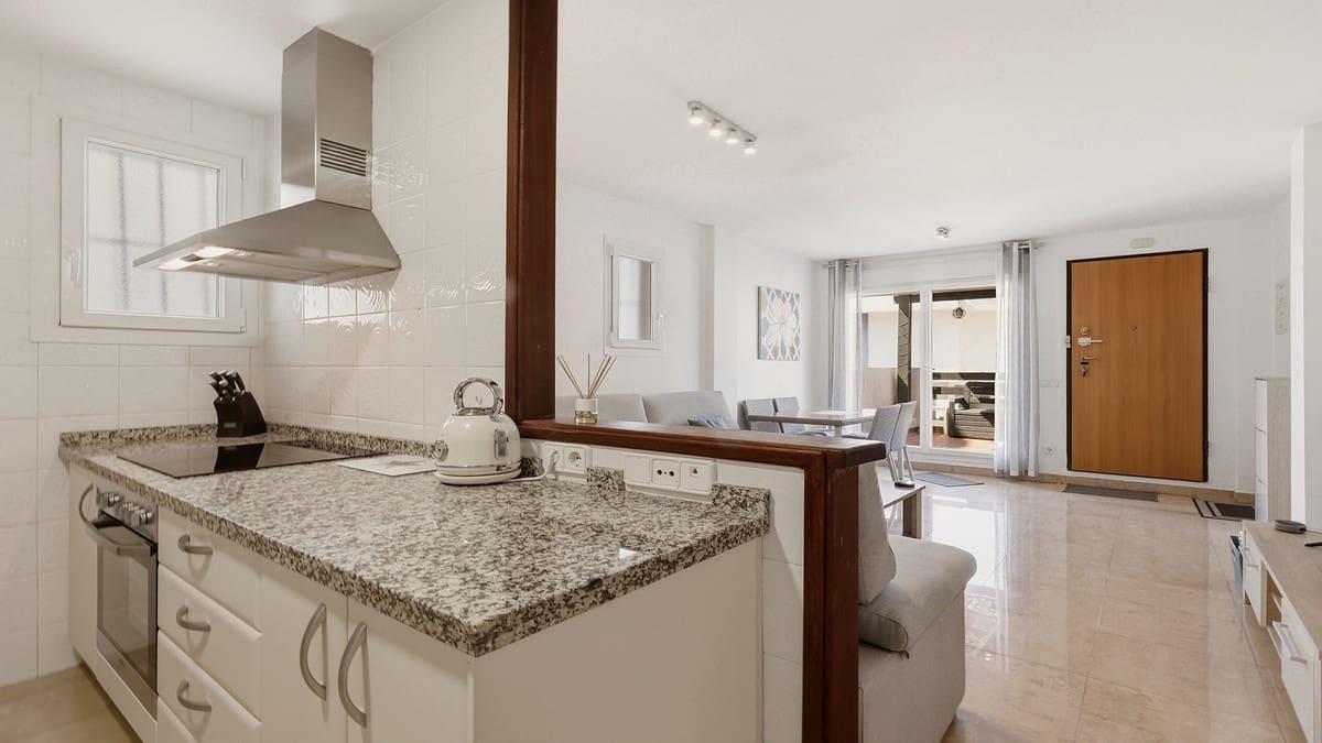 Apartamento de 2 habitaciones en Manilva en venta - 280.000 € (Ref: 9950814)