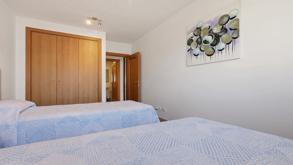 Apartamento de 2 habitaciones en Manilva en venta - 280.000 € (Ref: 9950814)