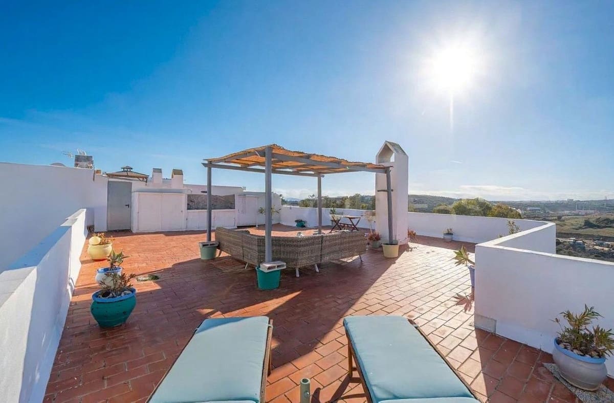 2 soverom Penthouse til salgs i Estepona - € 459 000 (Ref: 9950817)