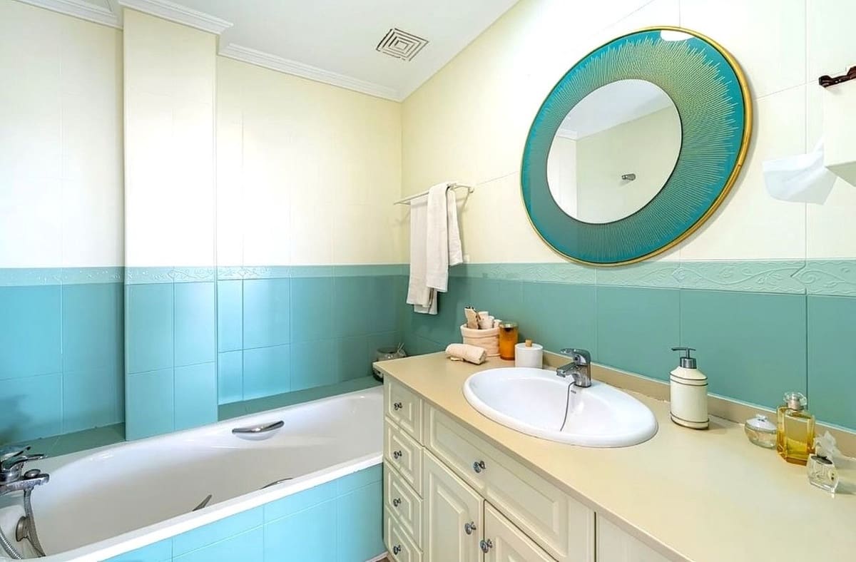 2 soverom Penthouse til salgs i Estepona - € 459 000 (Ref: 9950817)