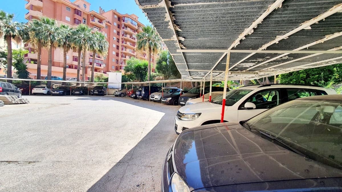 2 soveværelse Lejlighed til salg i Fuengirola - € 278.000 (Ref: 9950820)