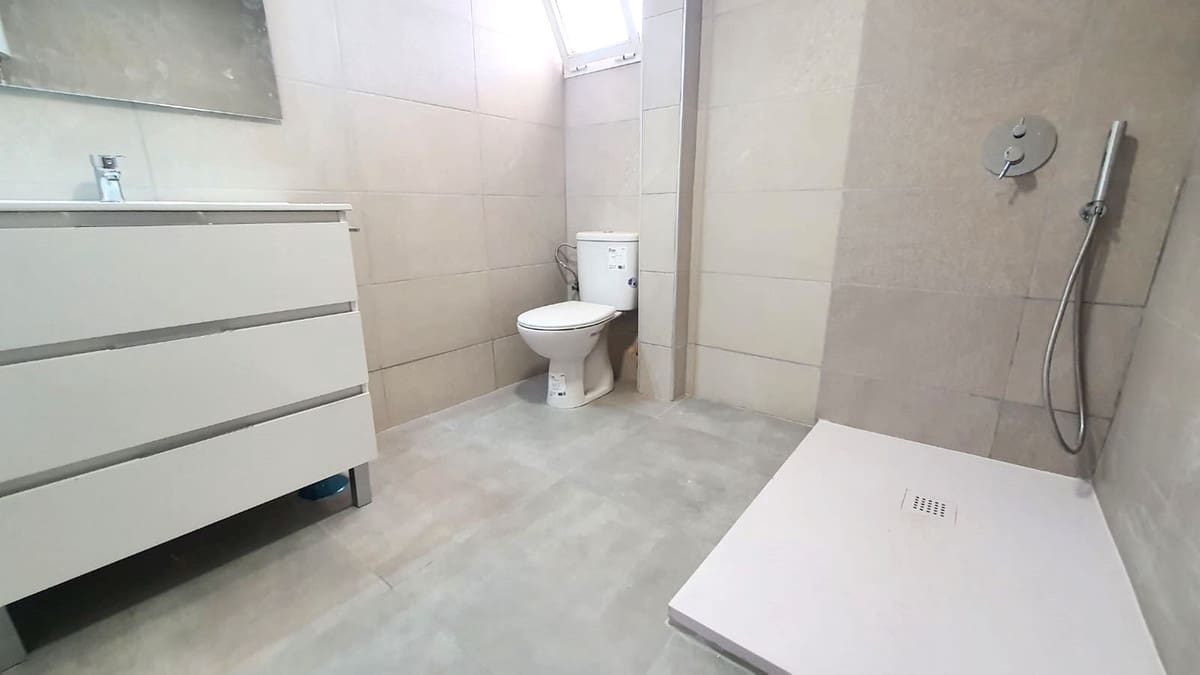 2 soveværelse Lejlighed til salg i Fuengirola - € 278.000 (Ref: 9950820)