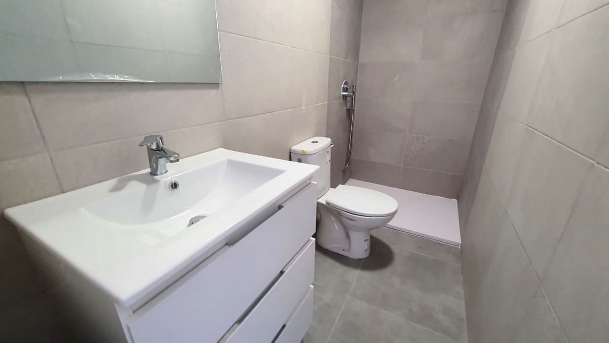 2 soveværelse Lejlighed til salg i Fuengirola - € 278.000 (Ref: 9950820)
