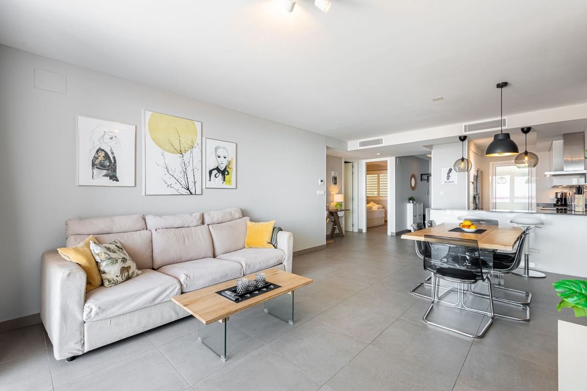 3 slaapkamer Appartement te koop in Fuengirola met garage - € 639.000 (Ref: 9953558)